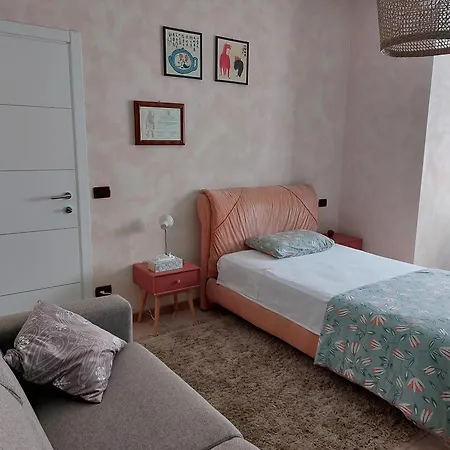 Stanza Il Melo In Fiore Séjour chez l'habitant *